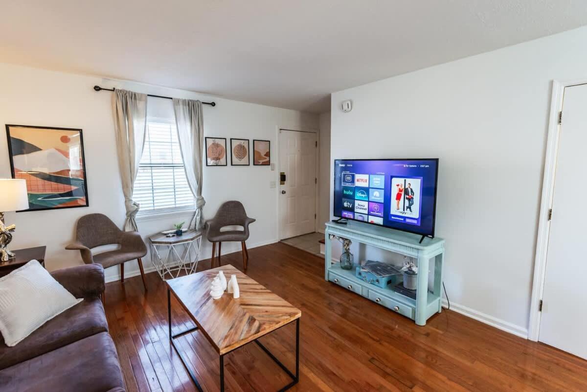 Hip East Nashville Stay Music Food & Fun Nearby - 2