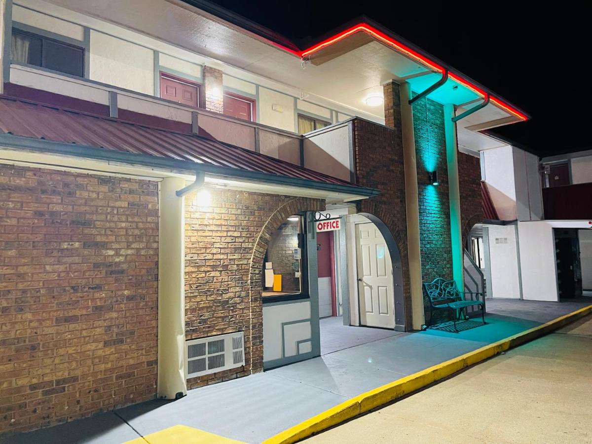 Executive Inn — photo 4