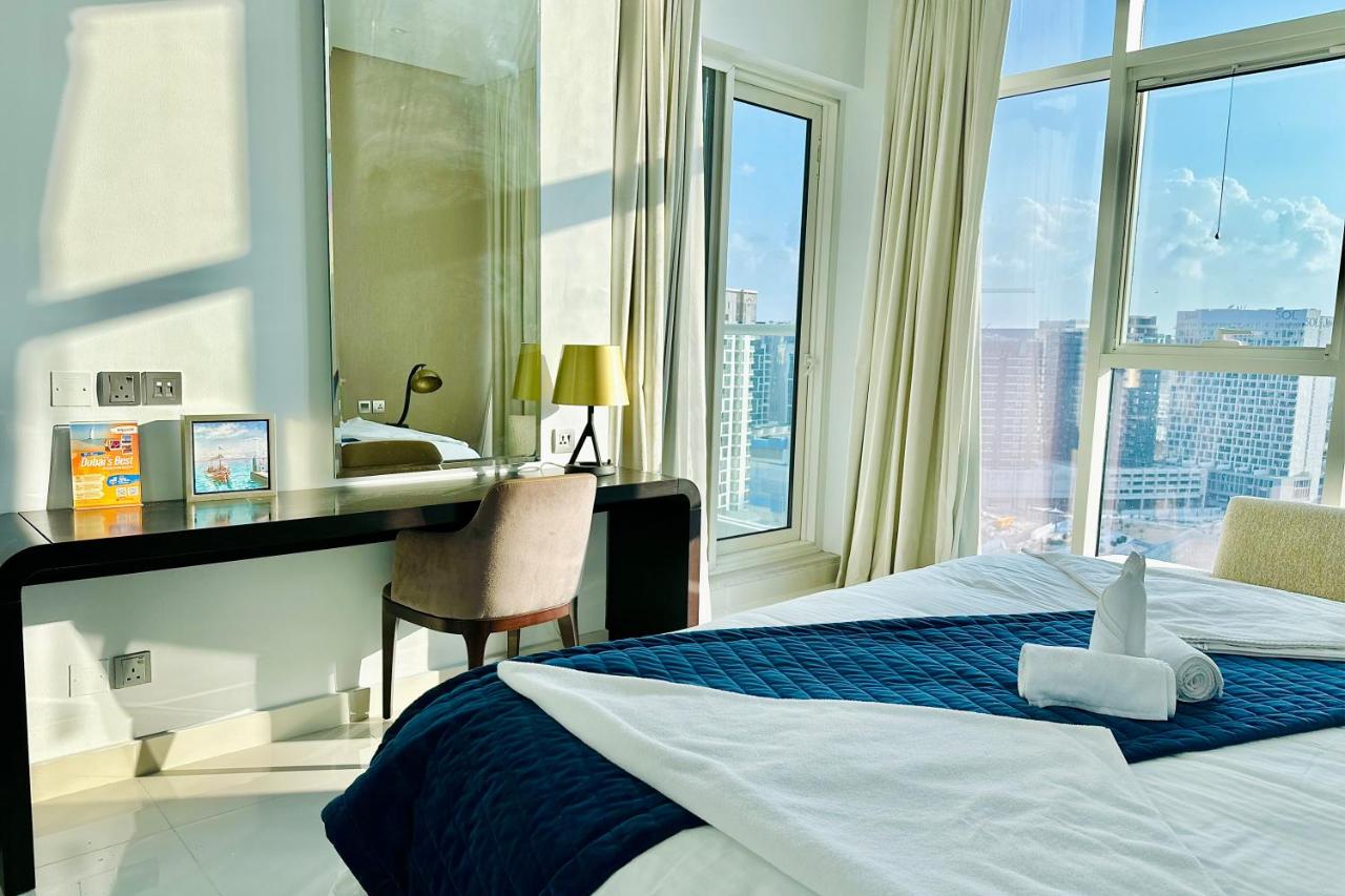 Vserve Stylish Suite 1 BR with Burj Khalifa and Canal view - 5