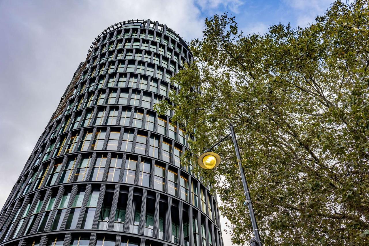 art'otel London Hoxton - 5