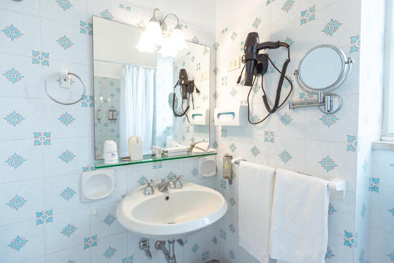 Hotel Villa Sarah - 2