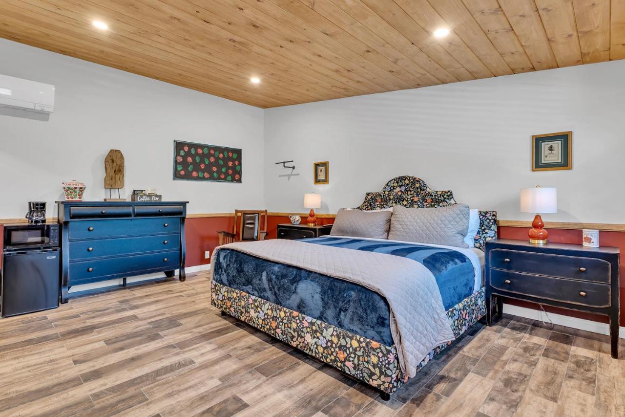 Idyllwild Inn and Strawberry Creek Inn — photo 3