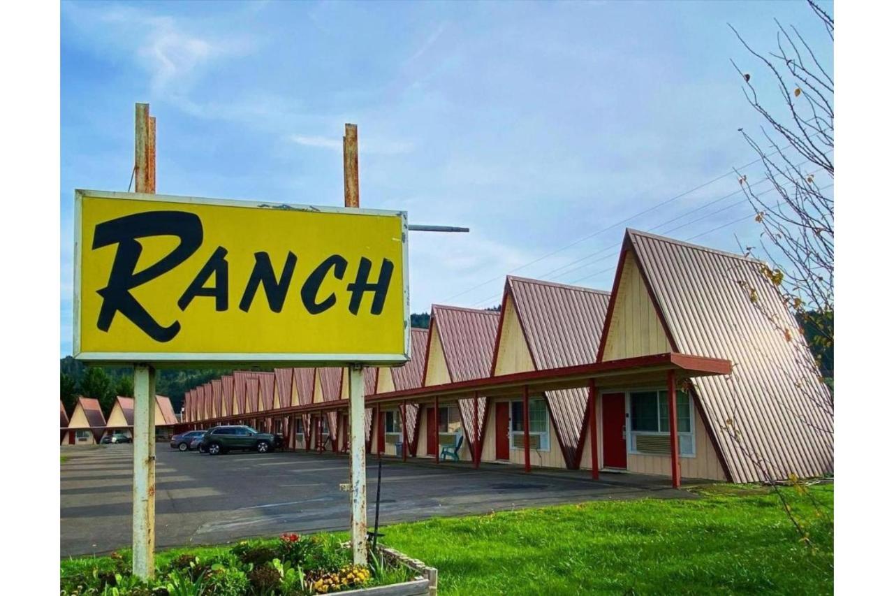 Lane's Ranch Motel — photo 13