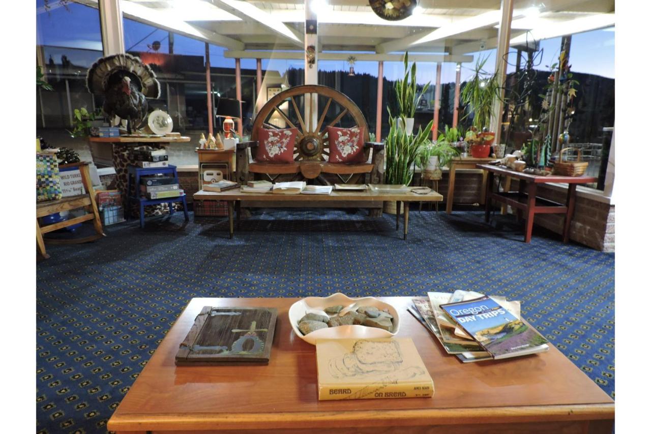 Lane's Ranch Motel — photo 4