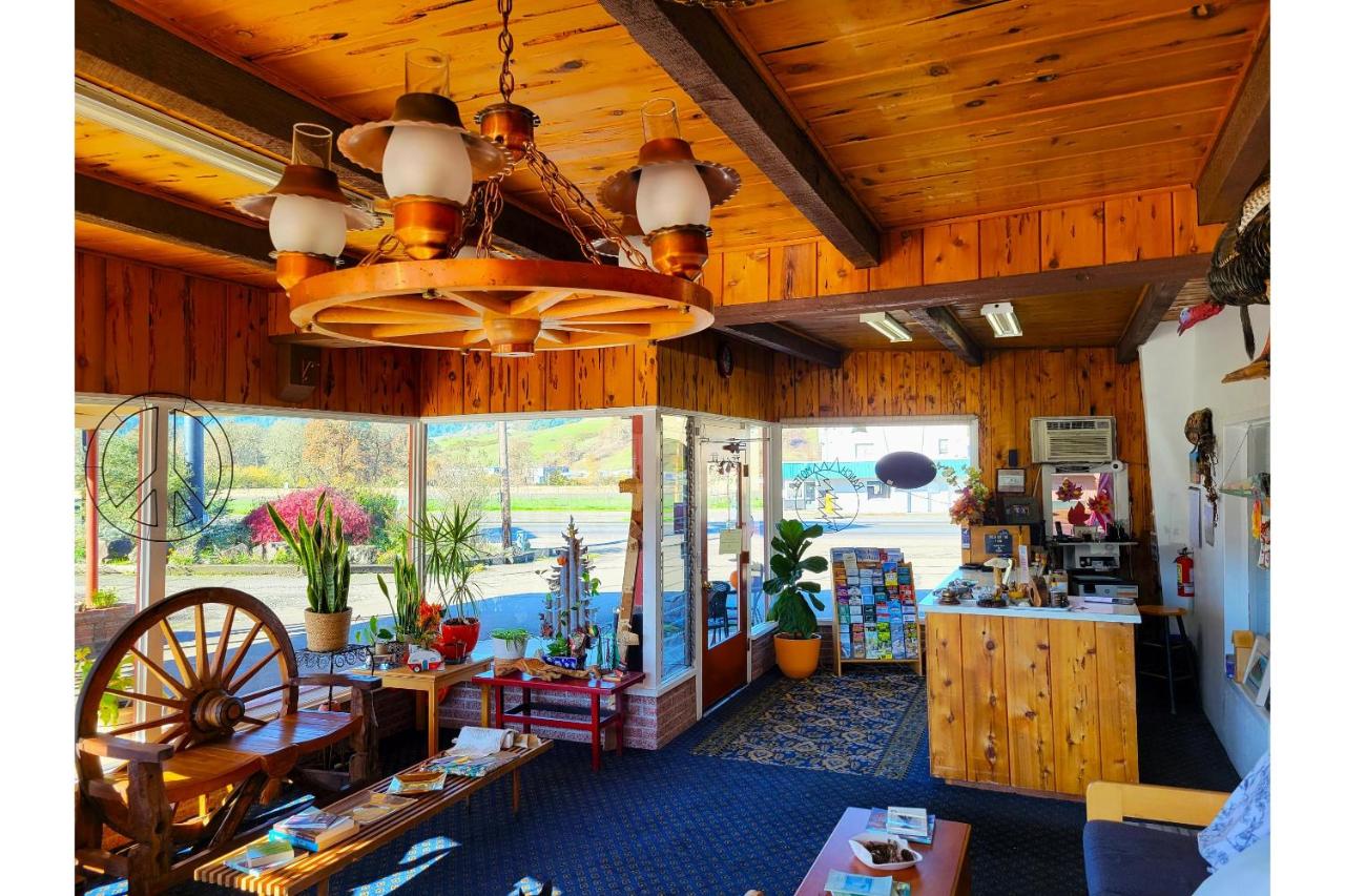 Lane's Ranch Motel — photo 17