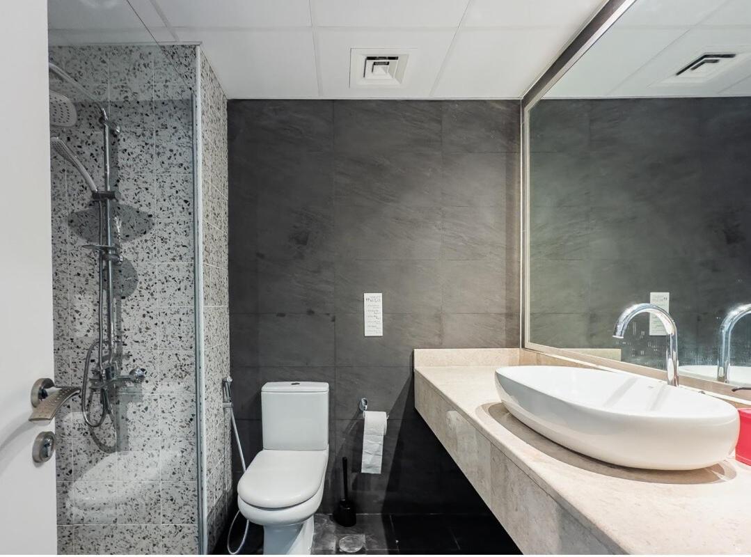 Female - Girls Joyful Journeys - girls only bedspace - 3