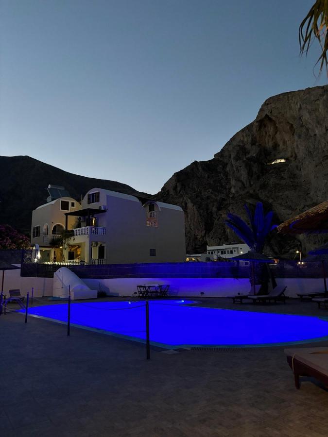 Sunday's Apartments - 5