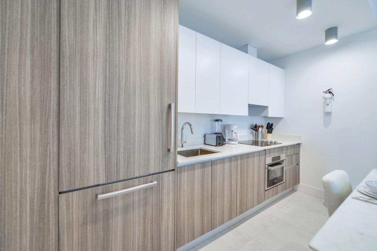 Central Brickell Condo Walk to Shops & Dining - 5