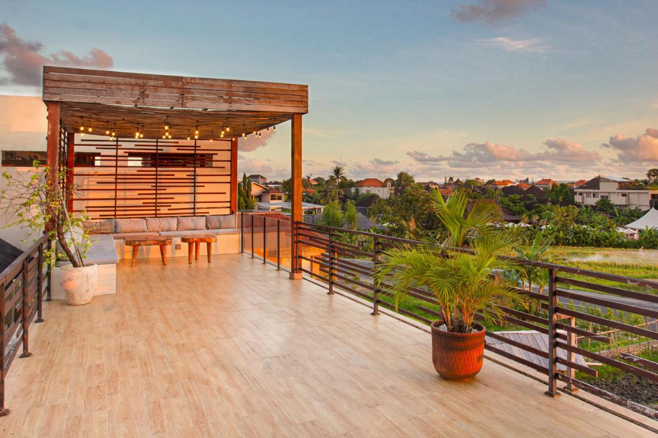 Villa Melko Stylish 4BR Villa with Pool & Rooftop Lounge