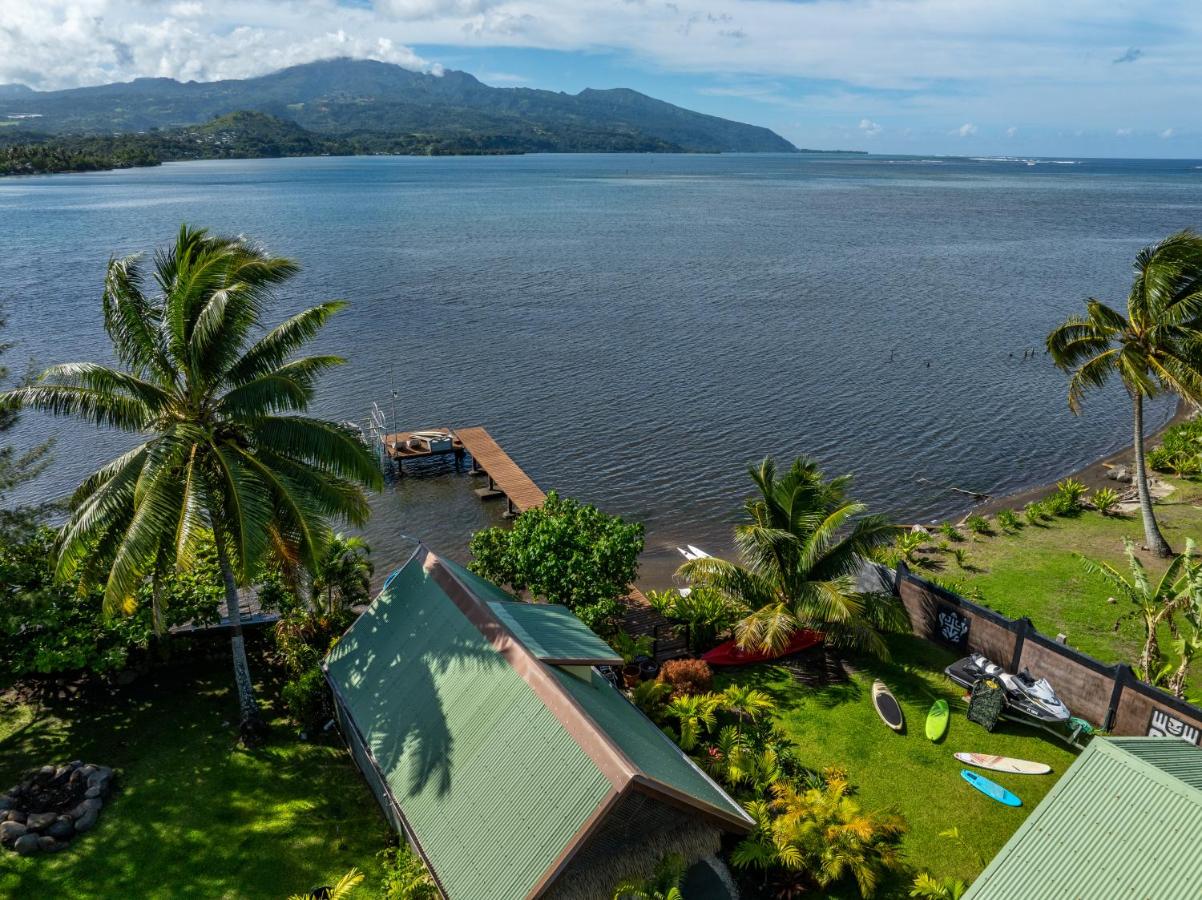 Toahere Beach House - Beachfront - Pool - Pontoon - 4