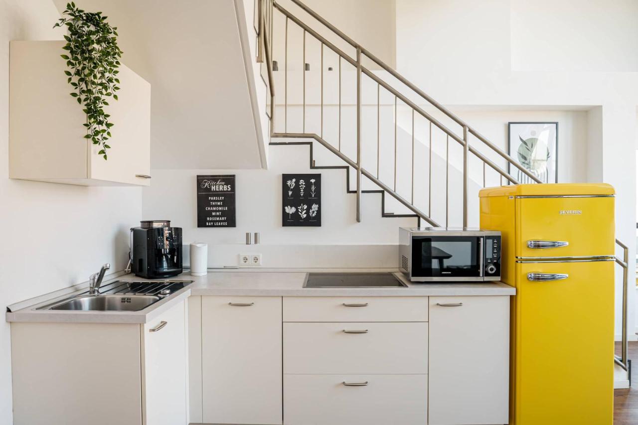 Fantastic Loft with Balcony - 5