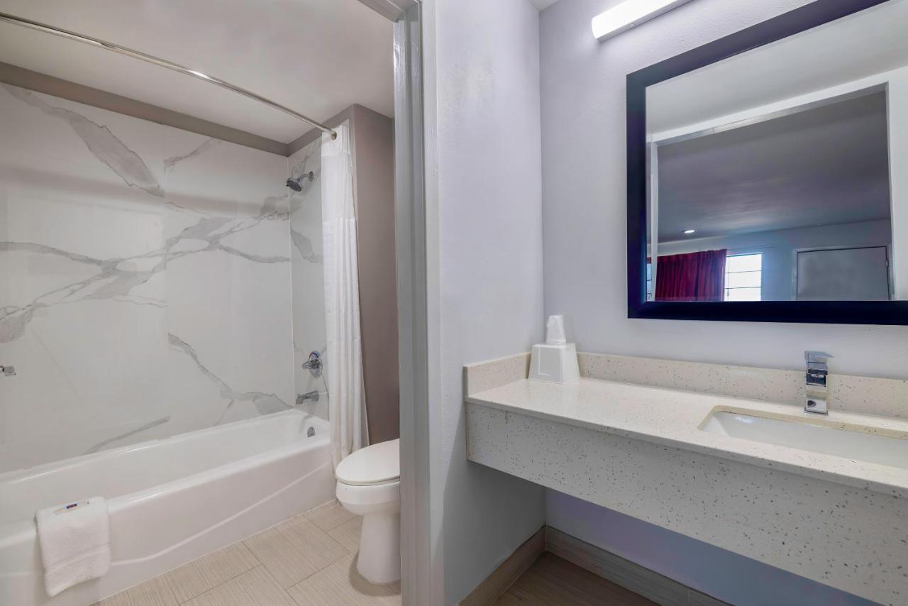 Motel Max LLC — photo 18