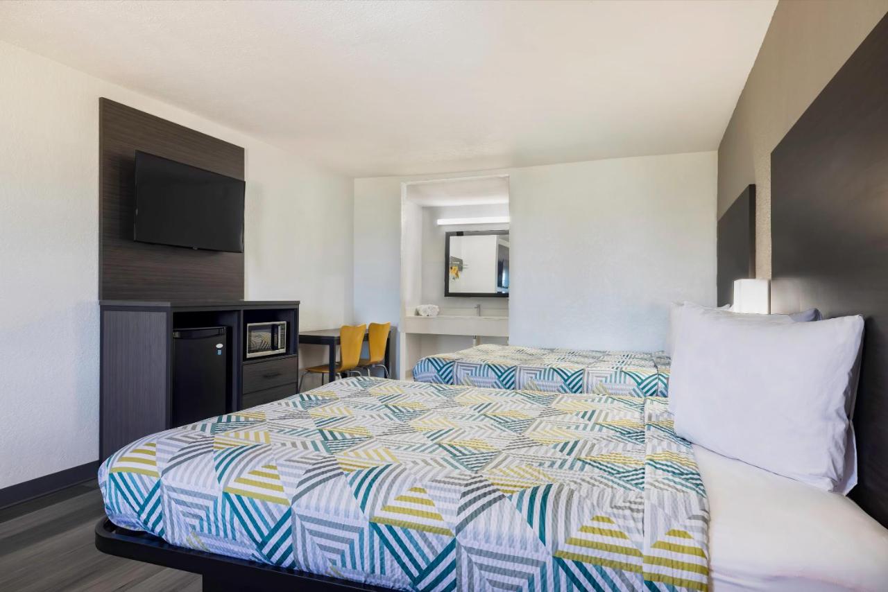 Motel Max LLC — photo 22