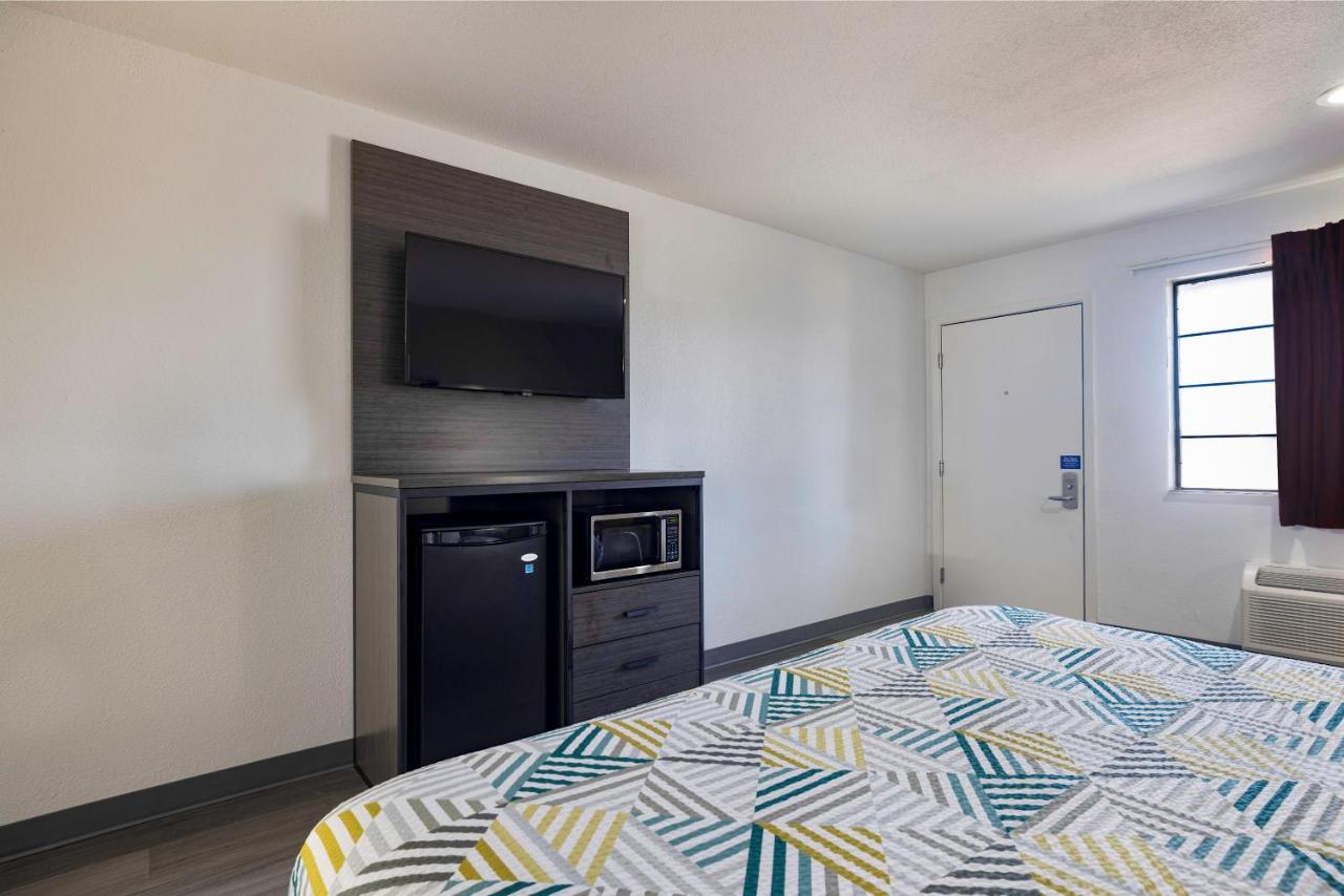 Motel Max LLC — photo 23