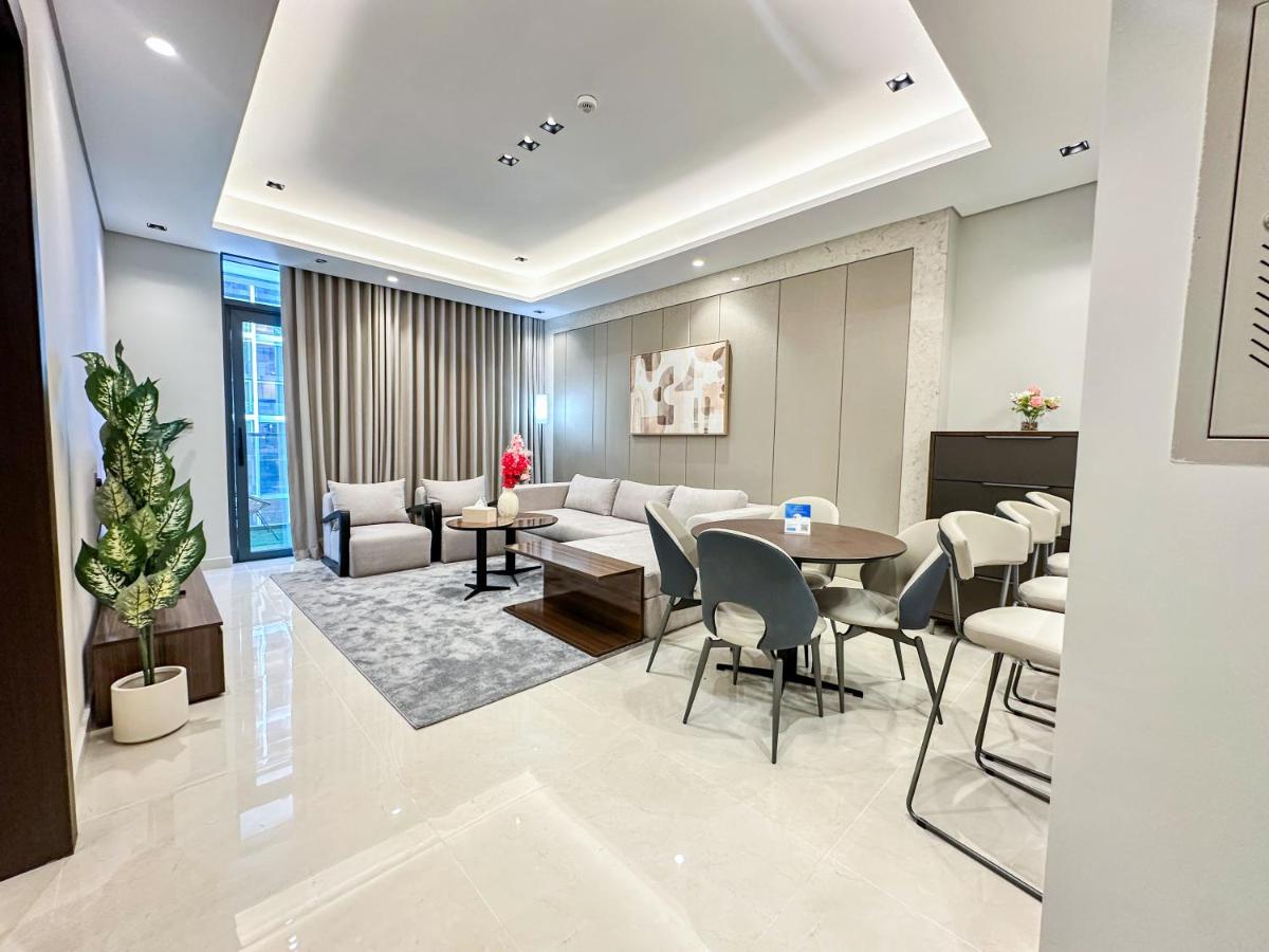 Vserve I 1 BR - Luxury Escape in Business Bay - 5