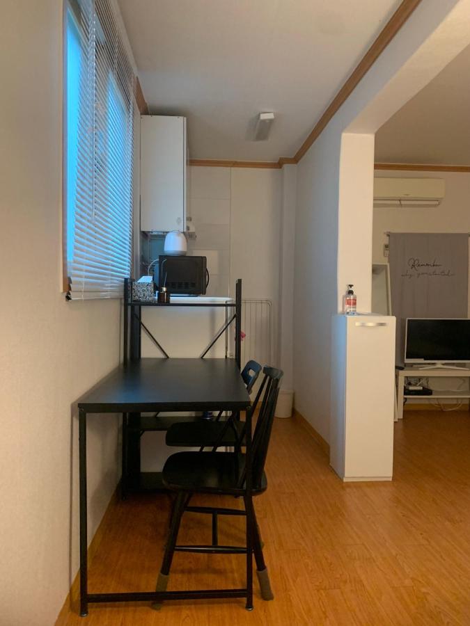 Trendy Stay Near Common Ground - 4