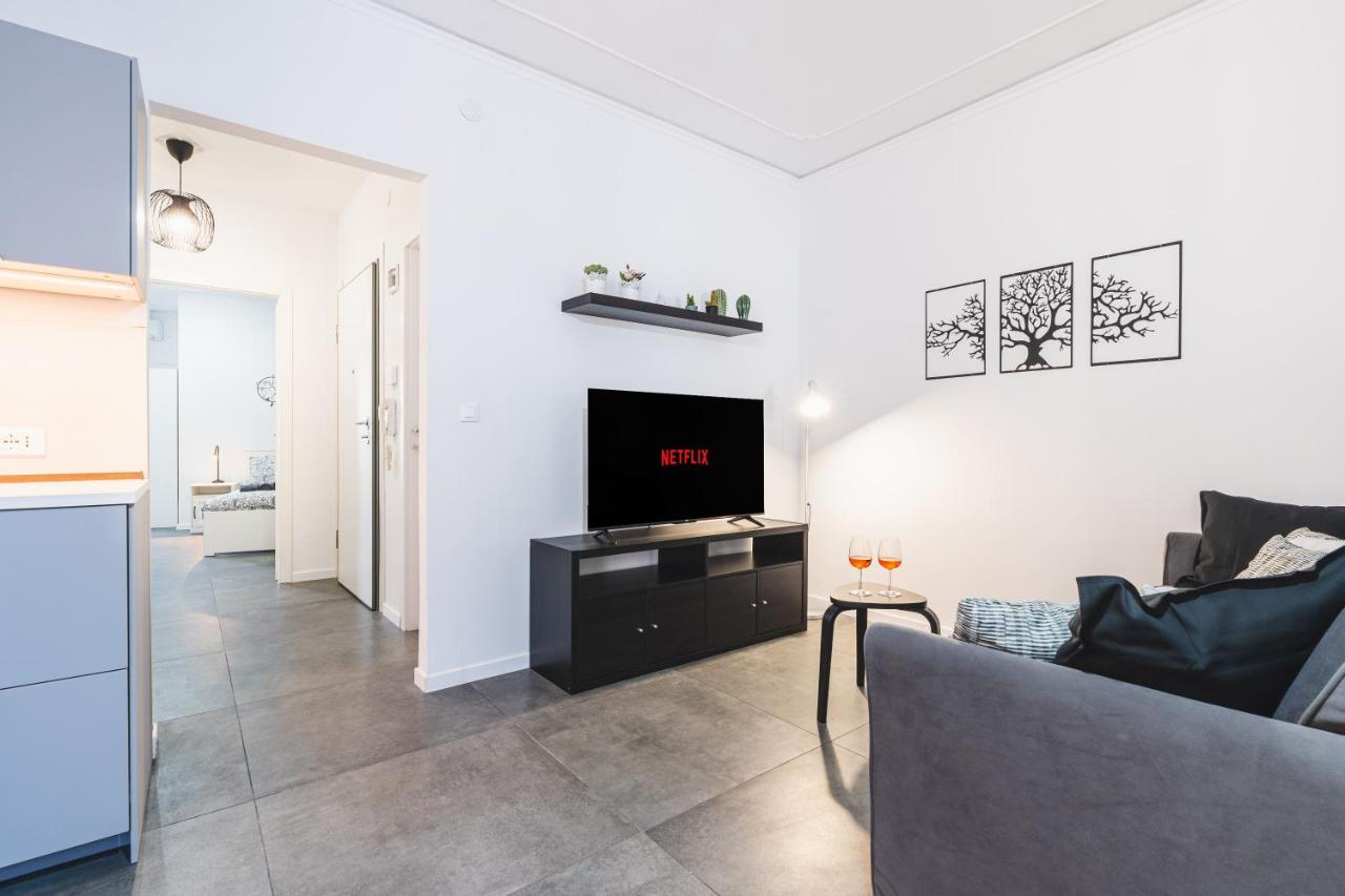 7 posti, a pochi minuti da Venezia, posto auto - 5