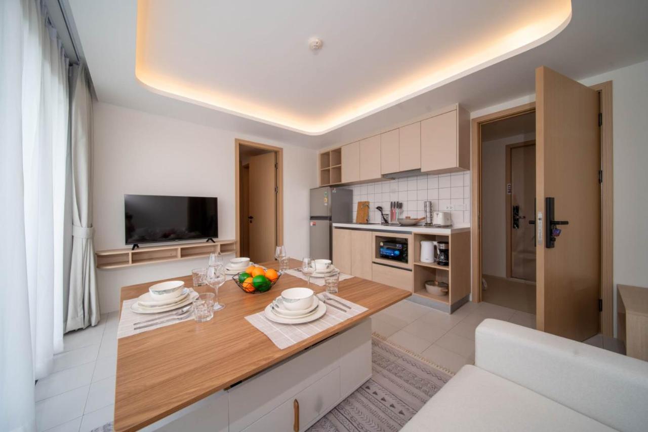 全新二卧公寓现代风格