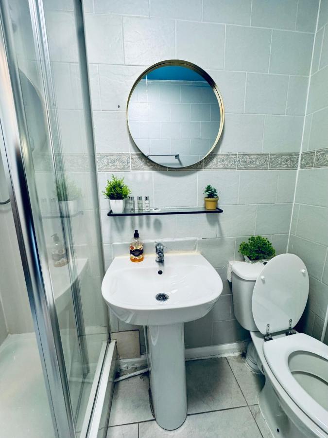 Unique Studio Flat in City 1111 - 3