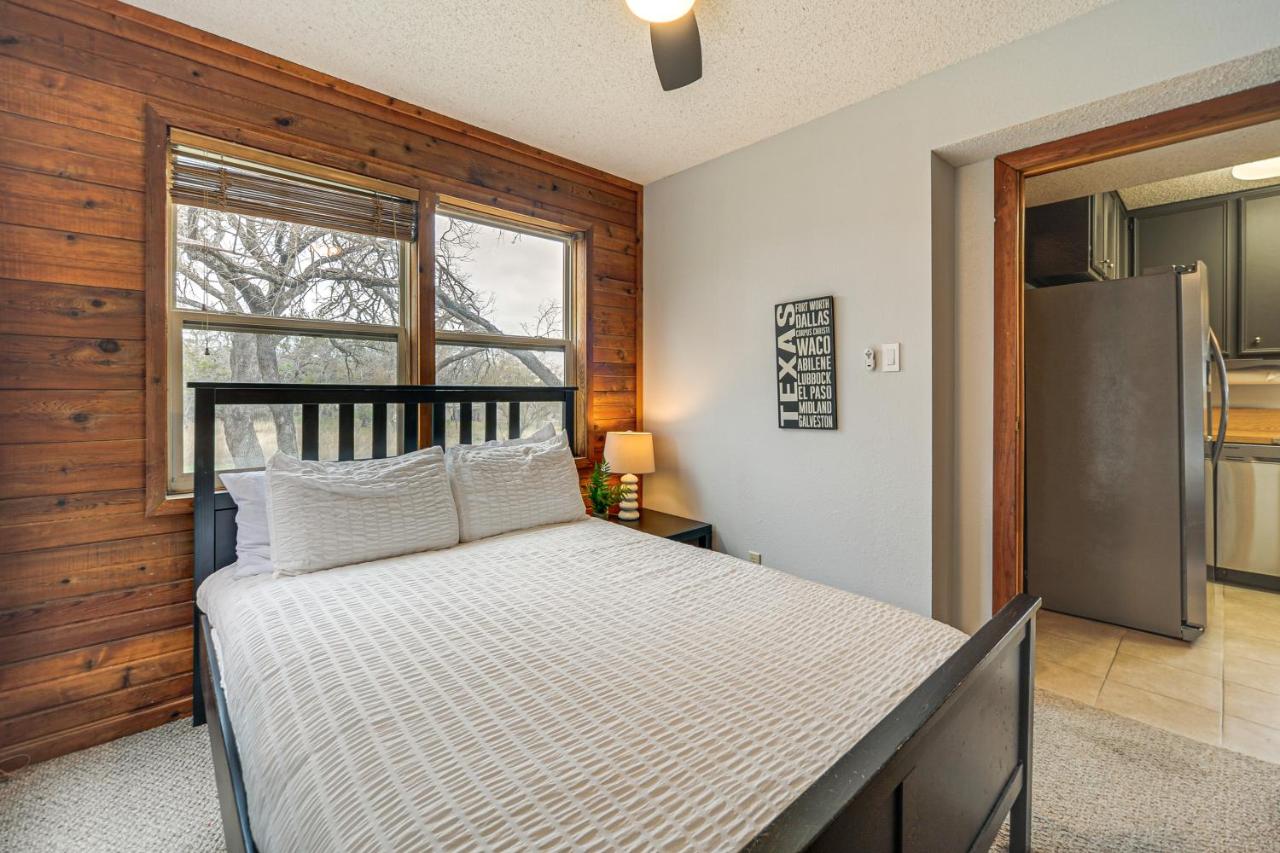Spicewood Cottage — photo 15