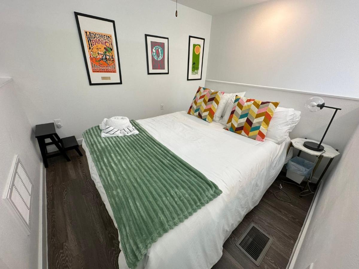 Austin Stylish Studio - 2