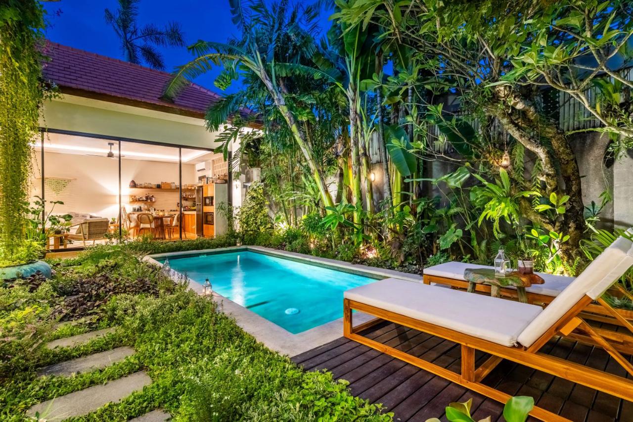 Tropical 2BR Villa with Private Pool in Canggu - 4