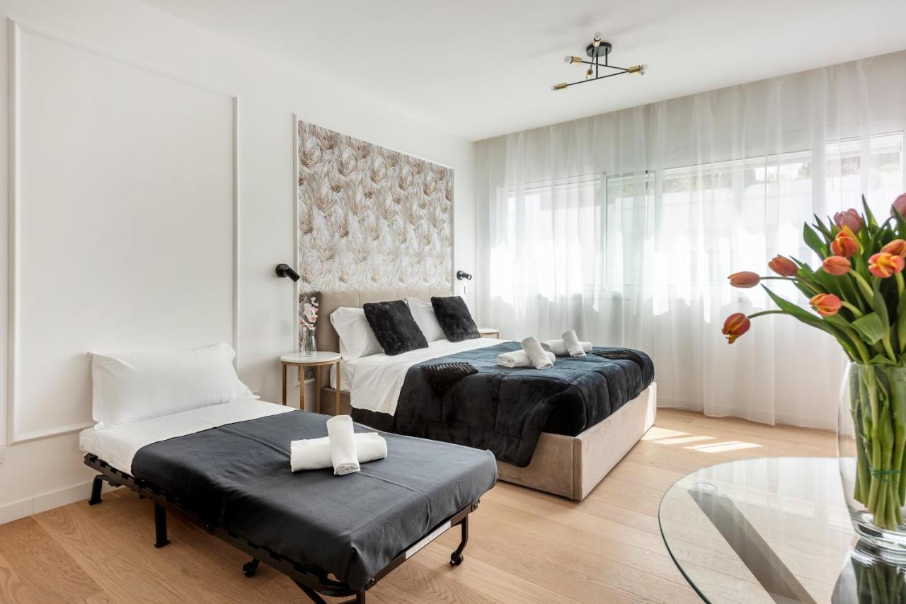 Black Rooms Colosseo - 2