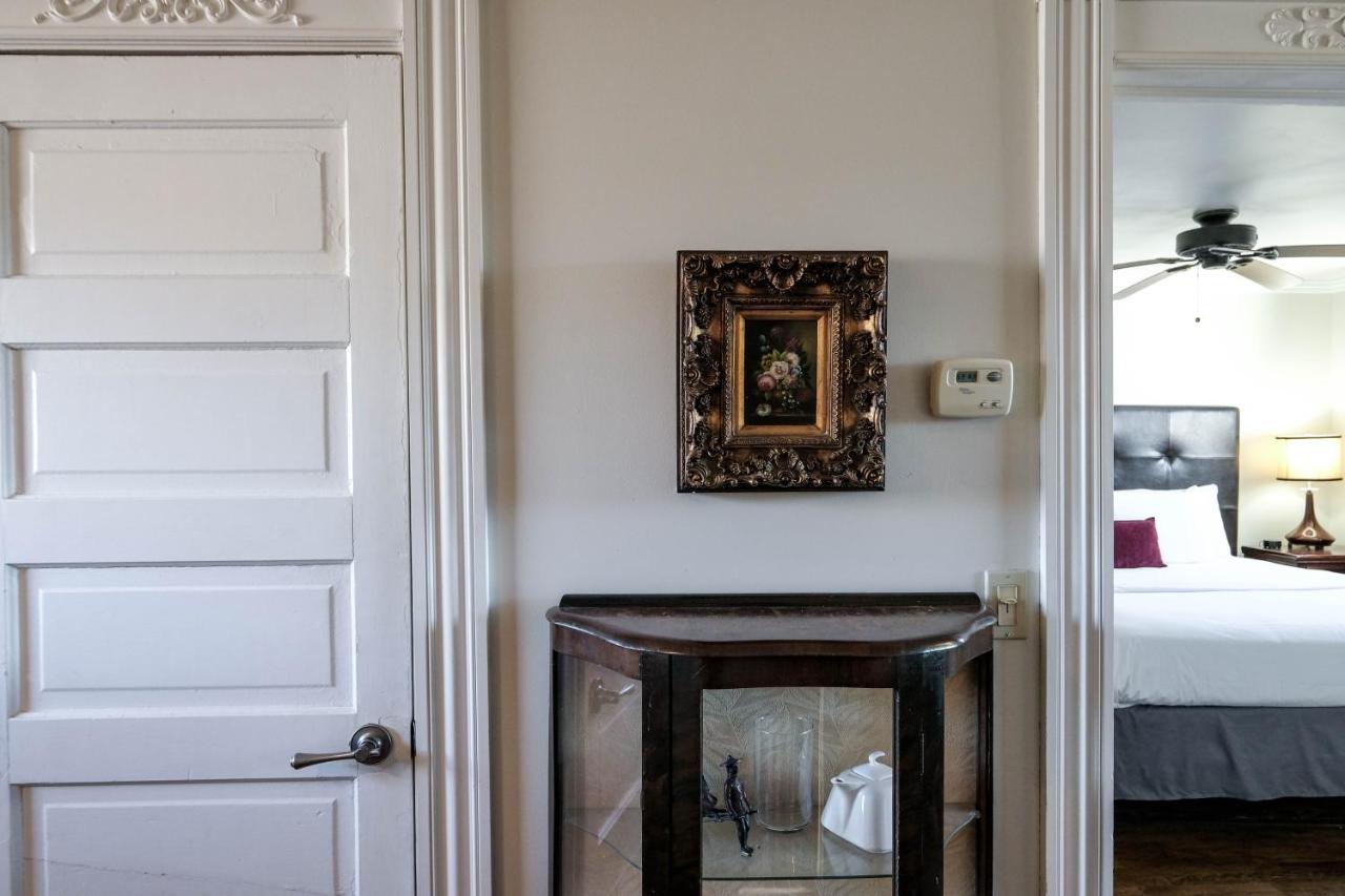 Dickson Street Inn — photo 18