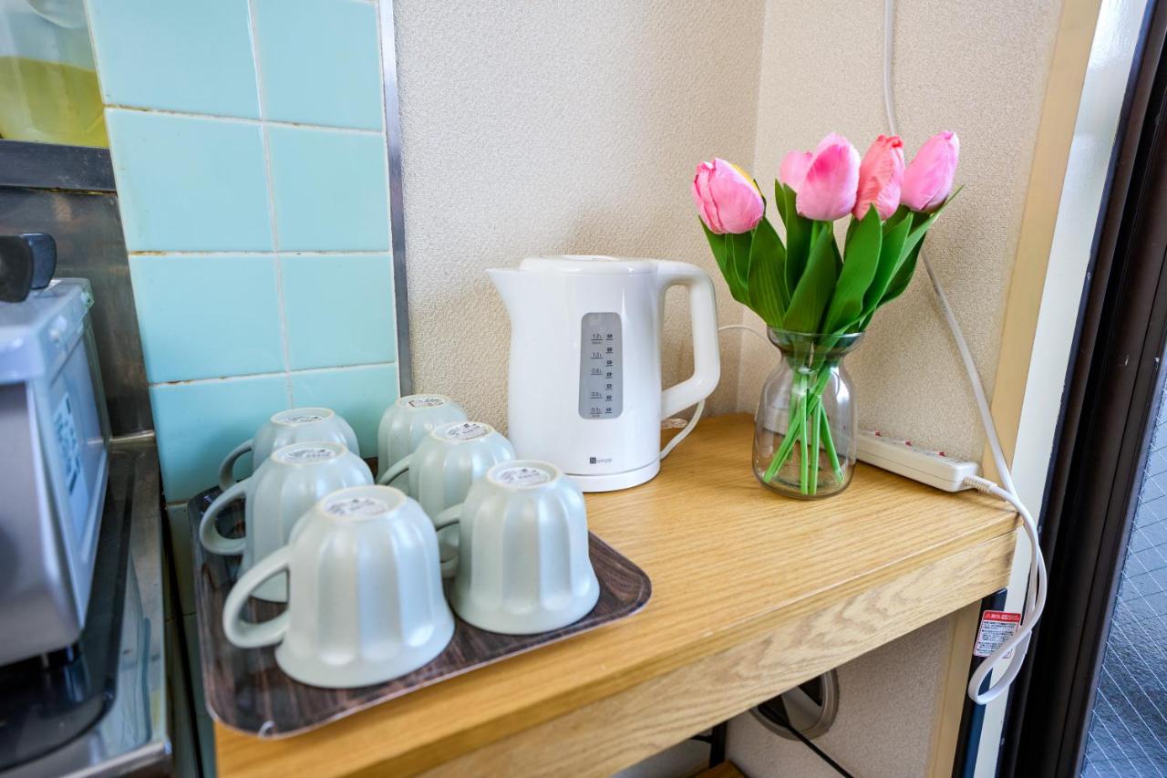 2th floor with elevator 3min walk from Koma Gome on the Yamanote Line 2 rooms and 1 living room, maximum 8 people, direct access to Shinjuku, Ueno, Akihabara, Ginza, Tokyo Ikebukuro, Shinjuku, Shibuya - 5