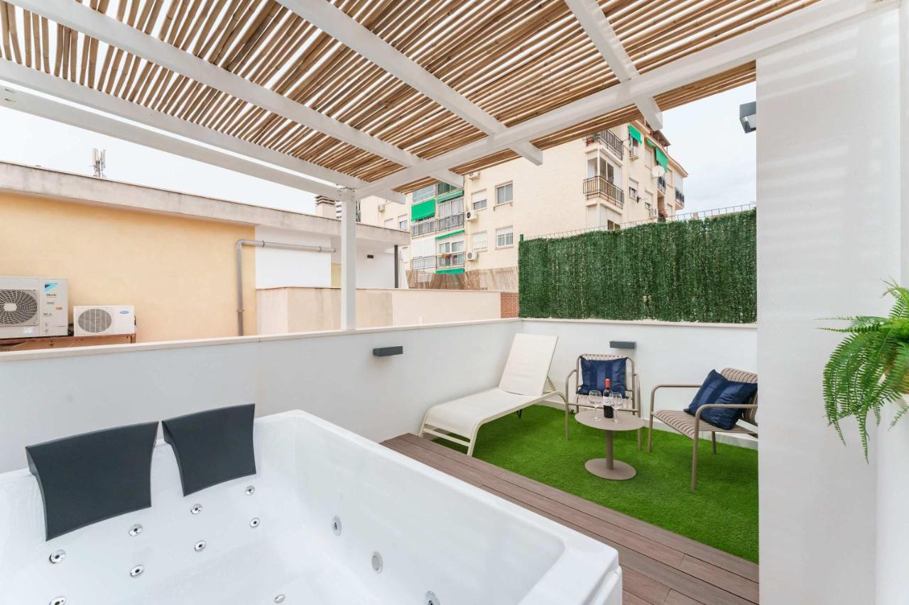 Stylish 3BD with Rooftop Jacuzzi - Las Artes - 3