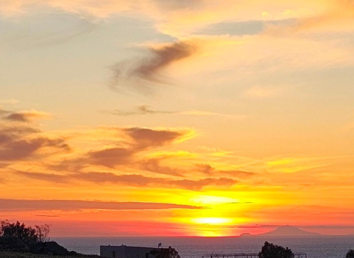 Acanthus Oia - Luxury Jacuzzi Suites - 4