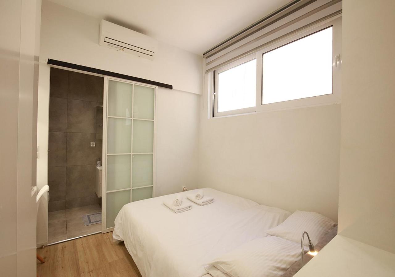 Emily in Athens - Central modern flat Syntagma E4 - 5