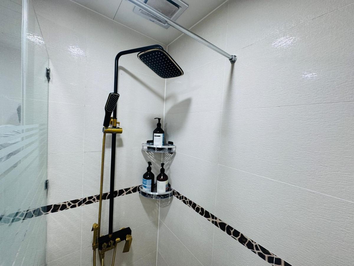 601, Seongsu Station Jungnangcheon Cherry Blossom Road Han River airport bus - 3