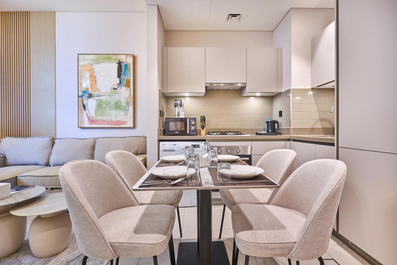 STAY BY LATINEM Luxury 1BR Holiday Home CVR A901 near Downtown - 5