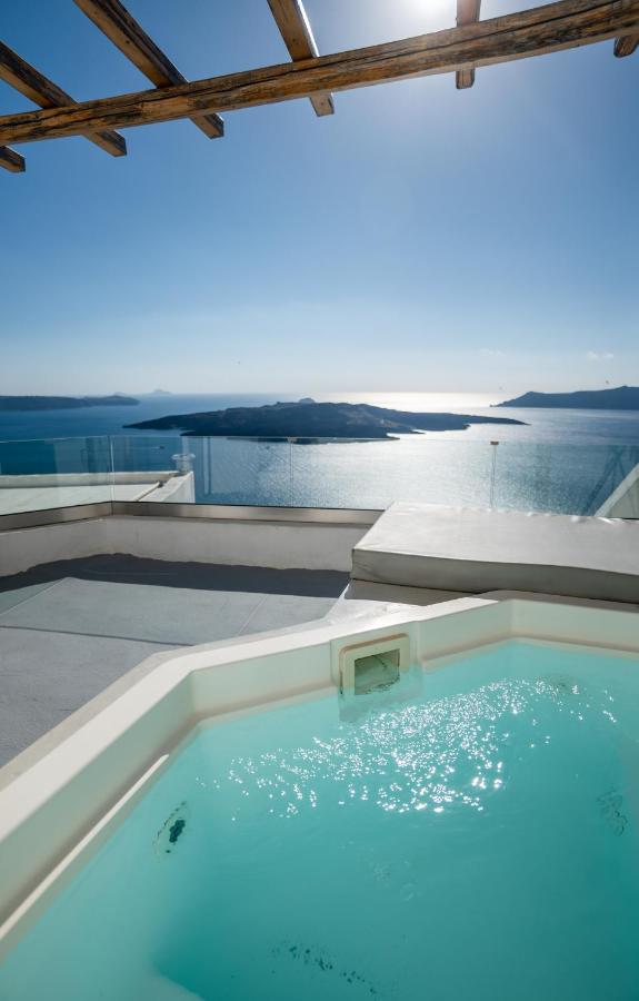 Cliff Aura Suites - 4