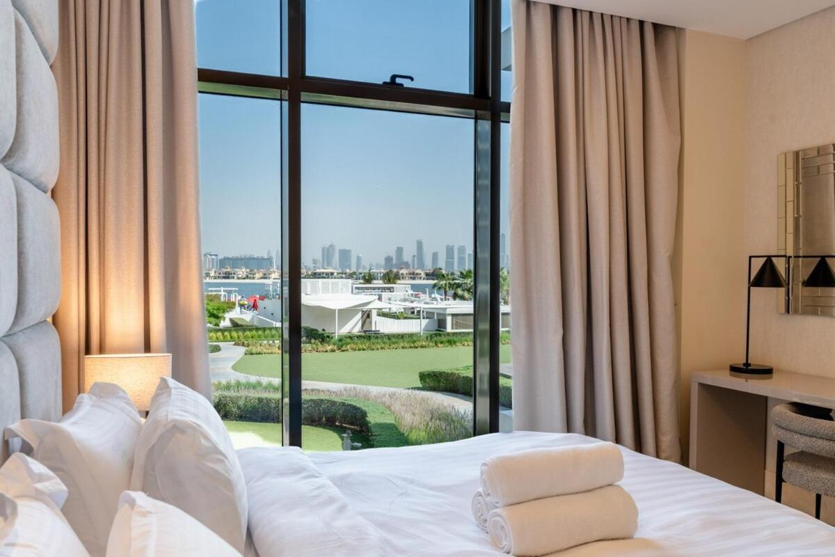 3 Bed with Private Beach In Palm Jumeirah - 2