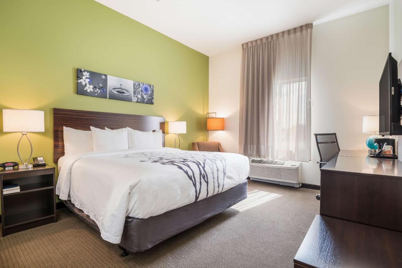 Sky-Palace Inn & Suites Park City Wichita North — photo 11