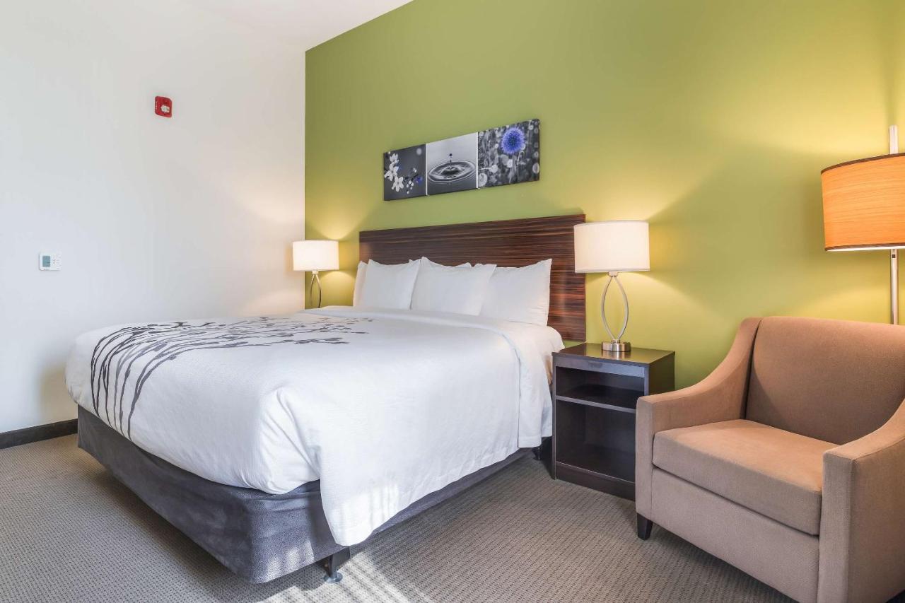 Sky-Palace Inn & Suites Park City Wichita North — photo 13