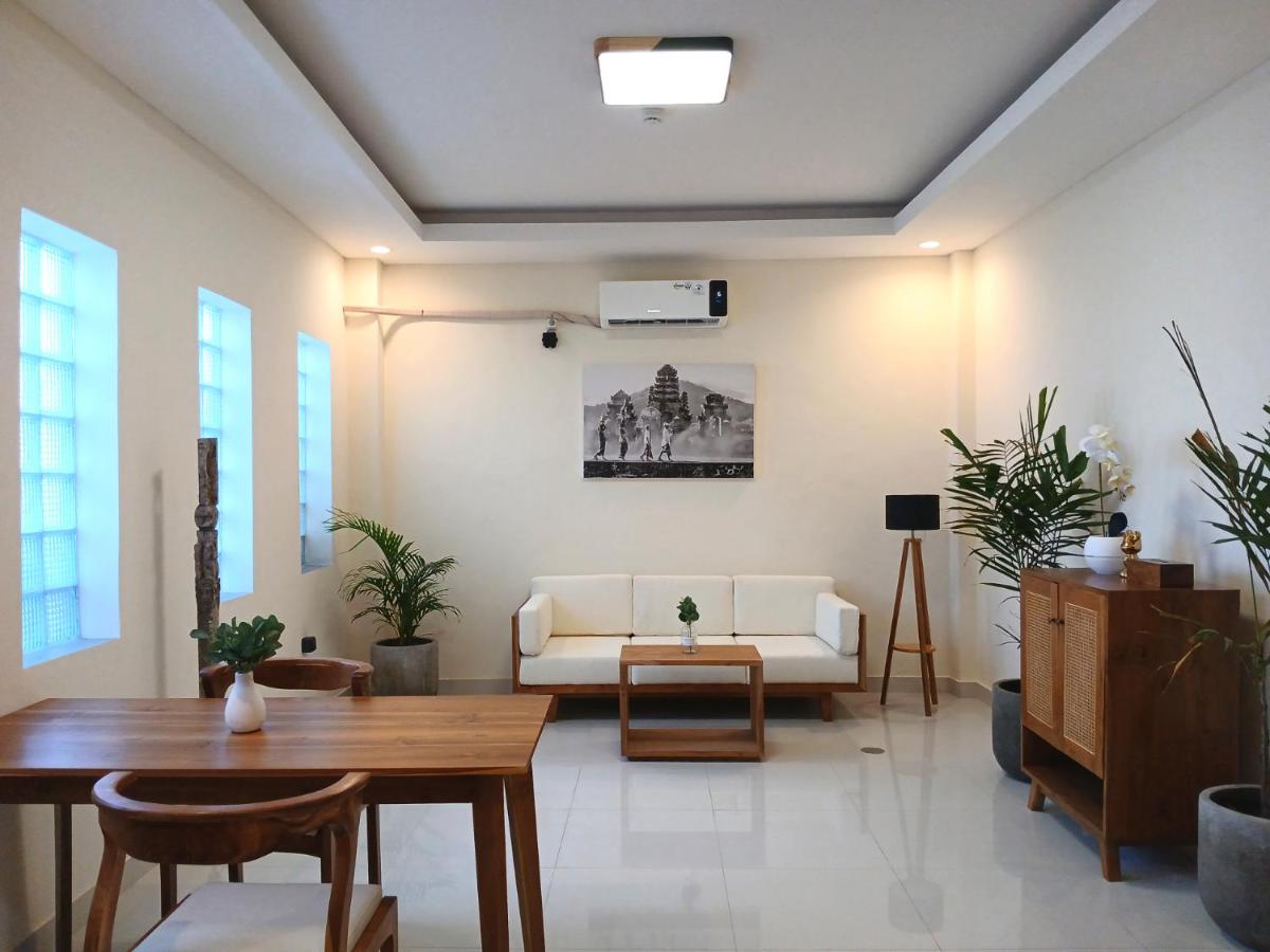 Nice Place To Stay - Cozy Living - 5