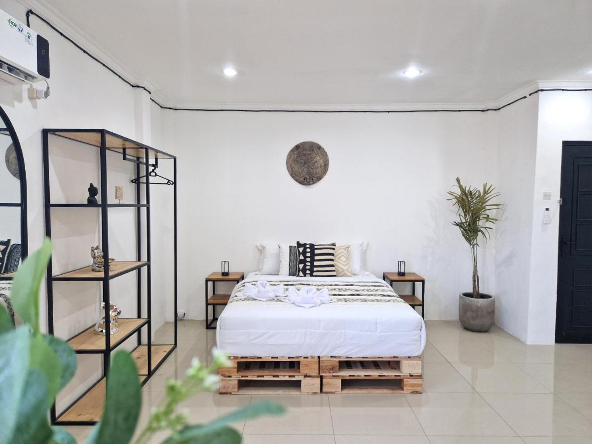 Nice Place To Stay - Cozy Living - 2