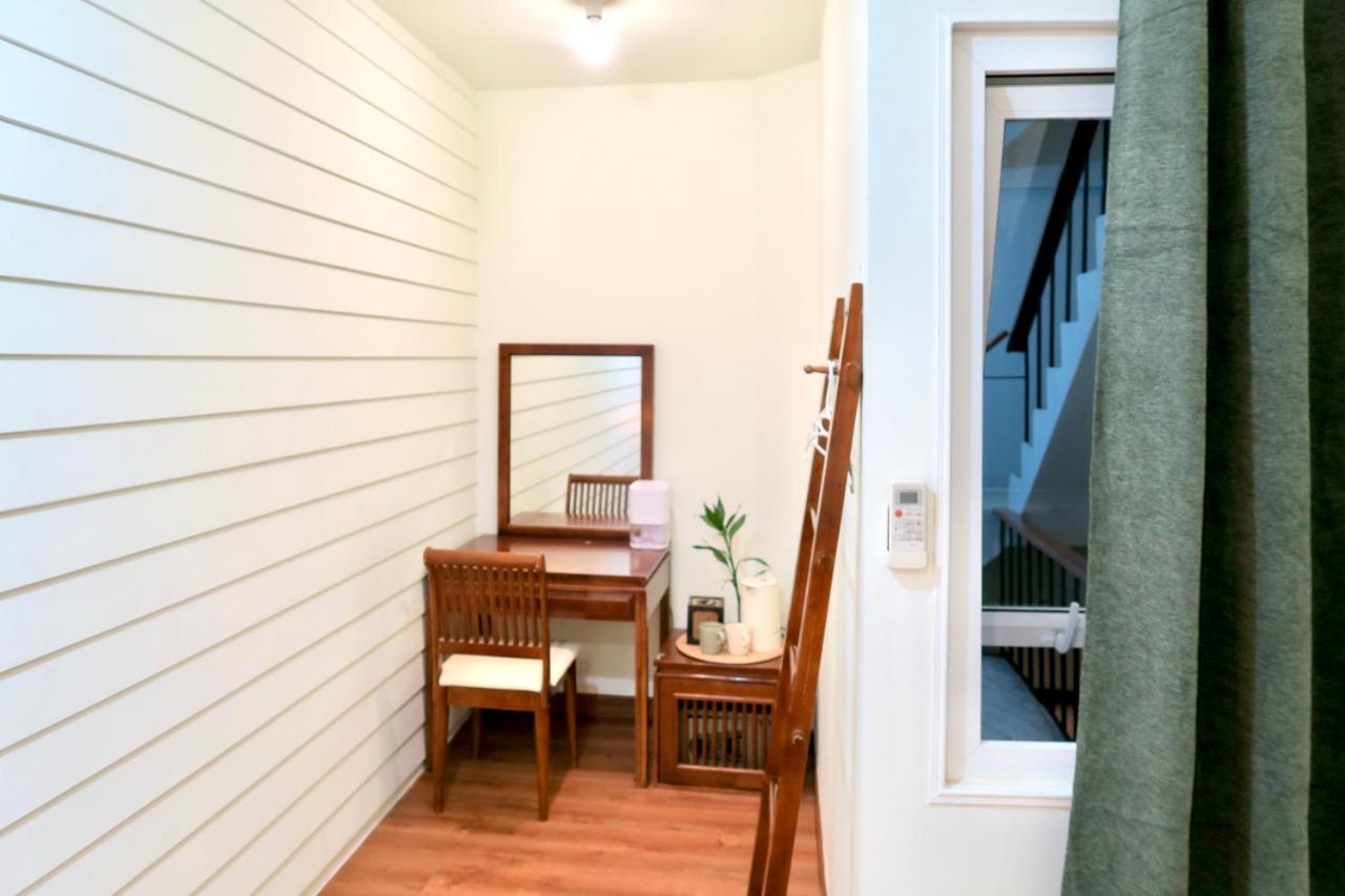 Les Fleurs Bangkok Hostel - 2