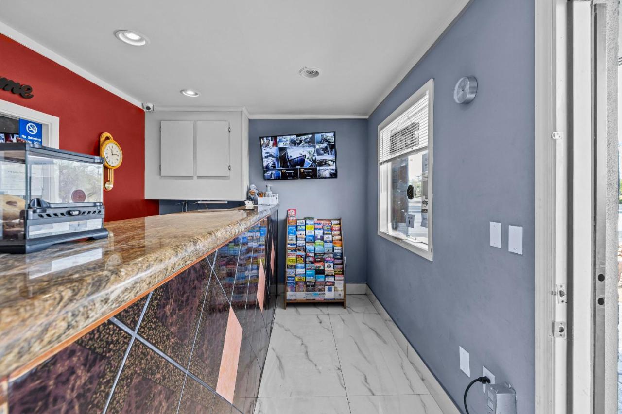 Regency Inn-Mesa — photo 11