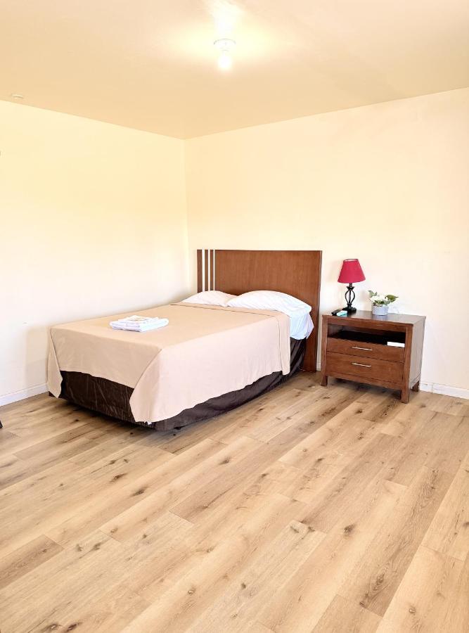 Best Budget Inn — photo 11