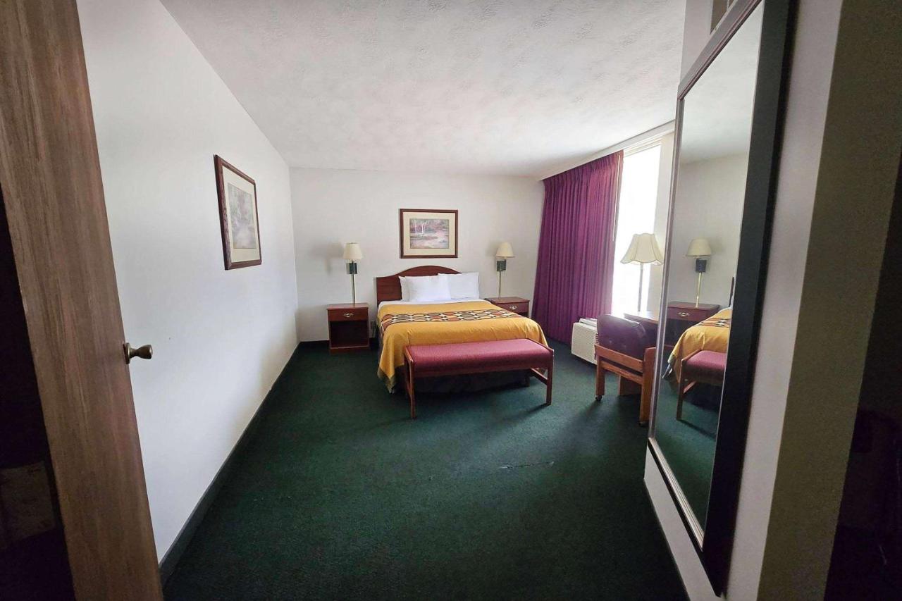 Travelodge by Wyndham Oakley — photo 15