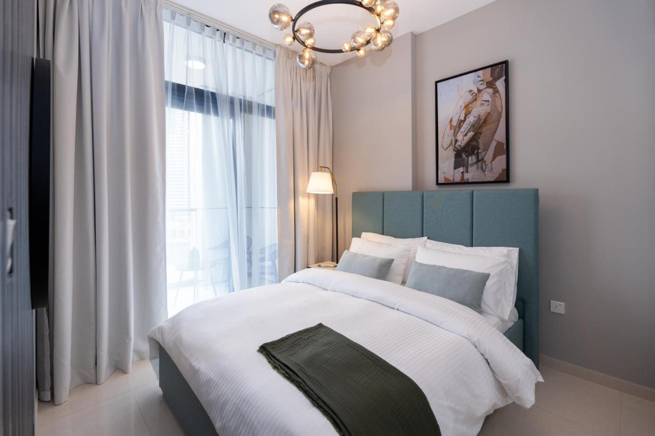 KeyRock Living - Zada 1BR with Pool & Gym Access - 4