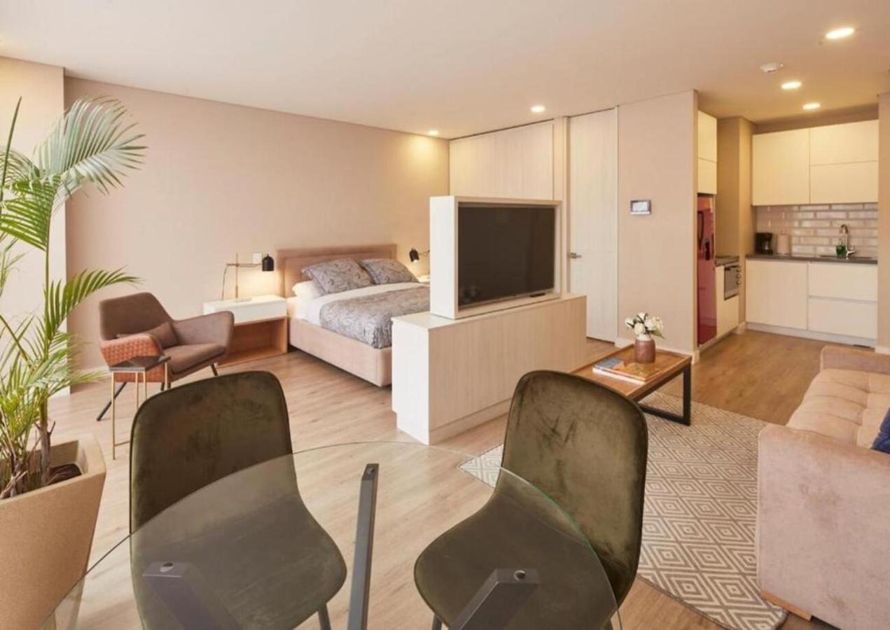 Chic Loft 701 Steps from El Virrey Park by LetoH - 3