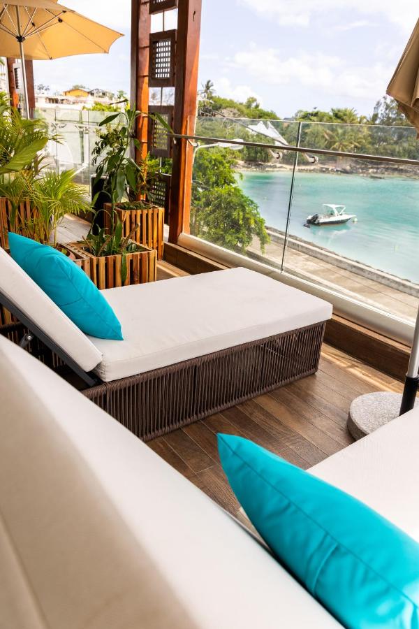 Azure Beach Boutique Hotel - 3