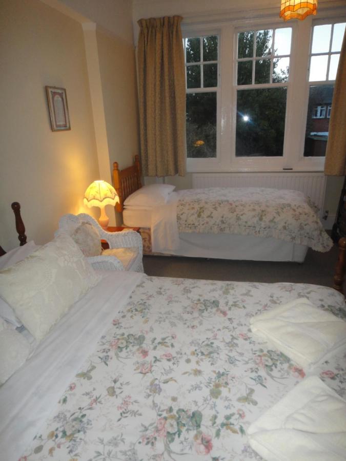 Beachy Rise Guest House - Laterooms