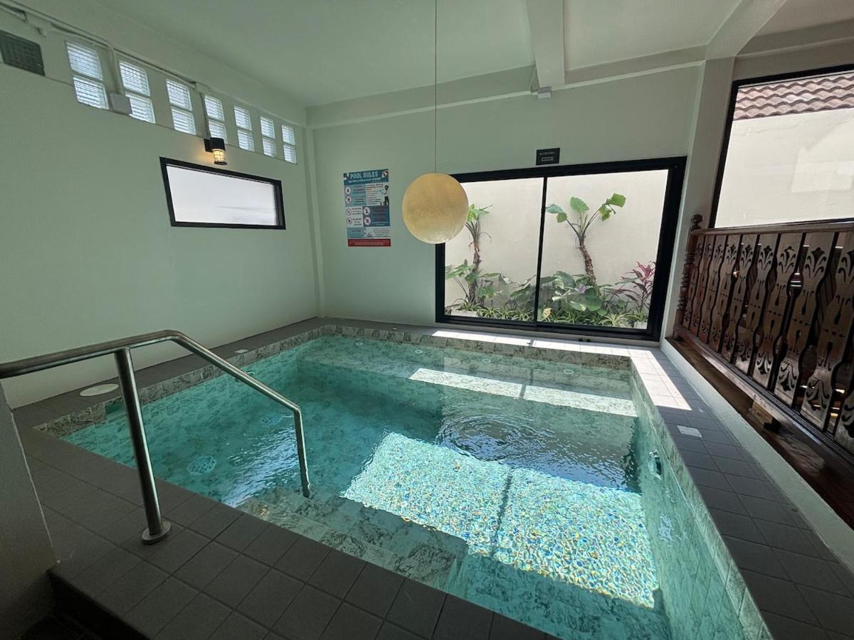 Cozy 4BR pool villa at Chiang mai city