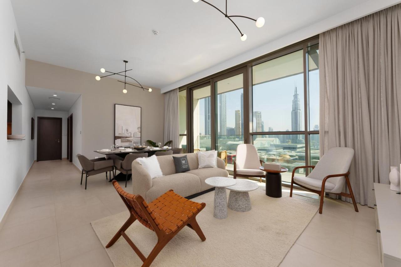 Elite Escape - 3 BHK Burj View & Dubai Mall Access